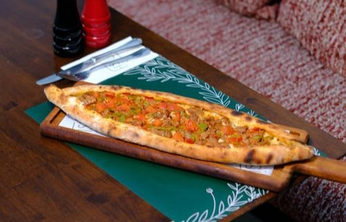 KUŞBAŞILI PİDE